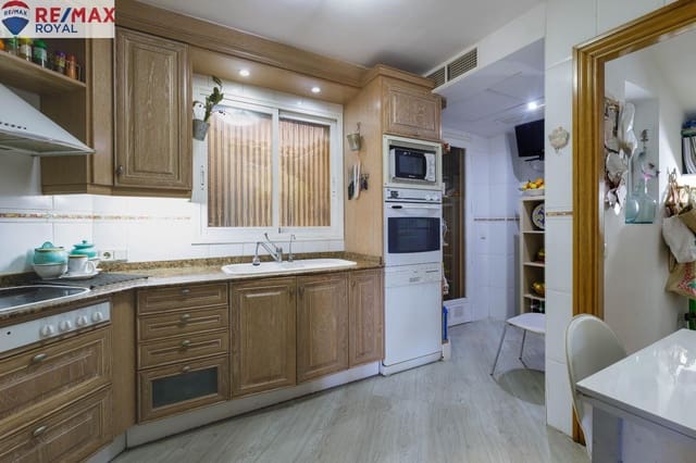 5 soverom Rekkehus til salgs i Amanecer, Palma de Mallorca med garasje - € 680 000 (Ref: 8107249)