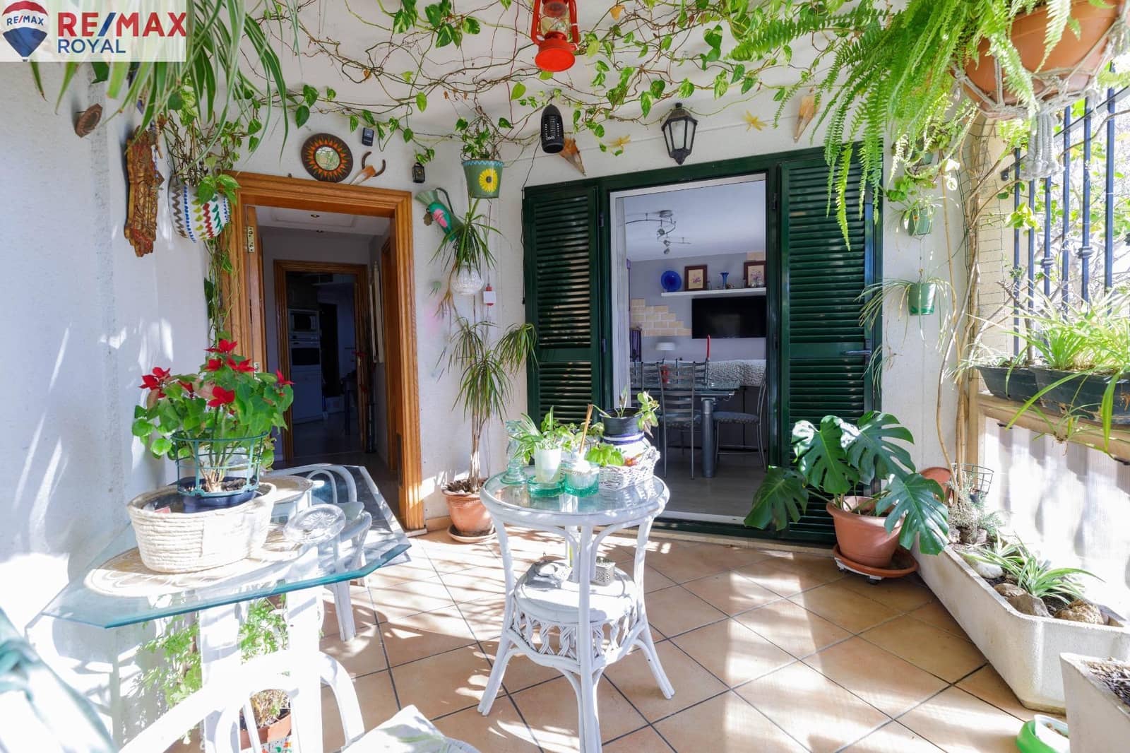 5 bedroom Terraced Villa for sale in Palma de Mallorca with garage - € 680,000 (Ref: 8107249)