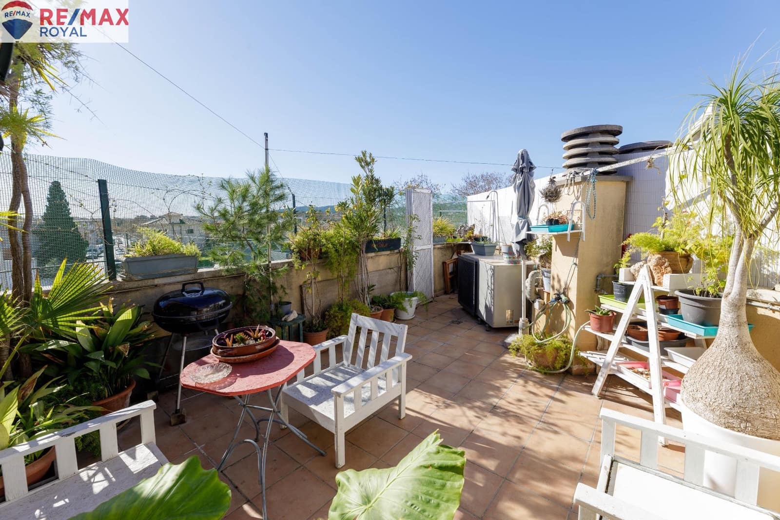 5 bedroom Terraced Villa for sale in Palma de Mallorca with garage - € 680,000 (Ref: 8107249)