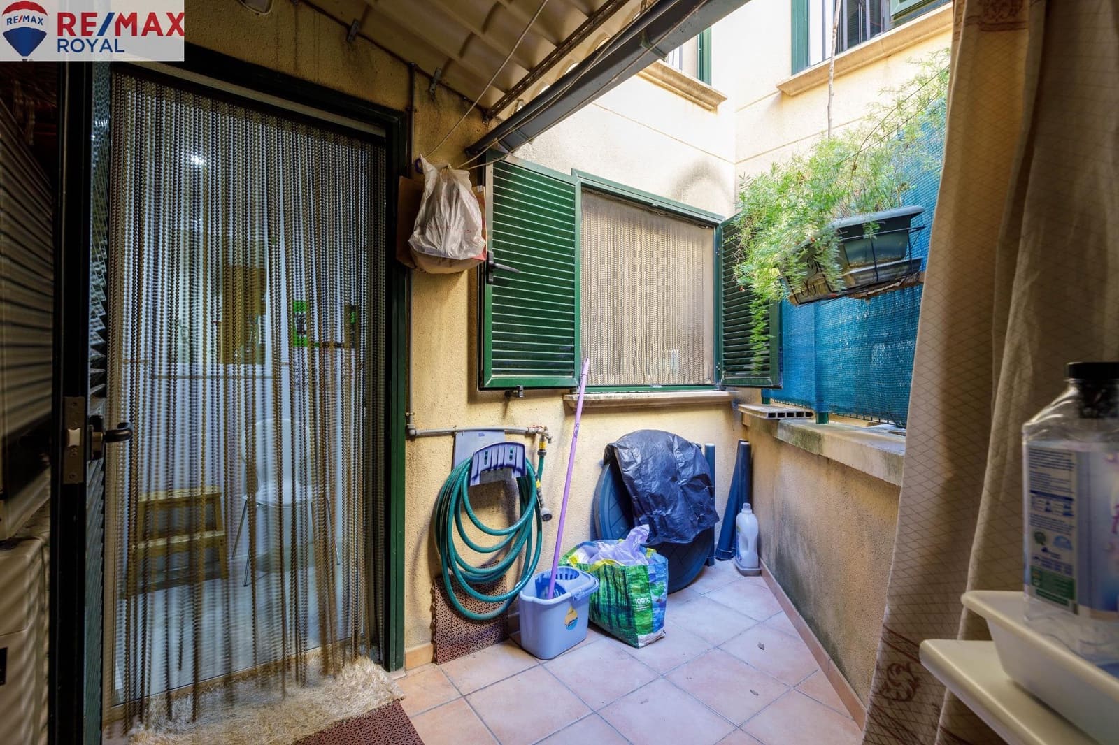 5 bedroom Terraced Villa for sale in Palma de Mallorca with garage - € 680,000 (Ref: 8107249)