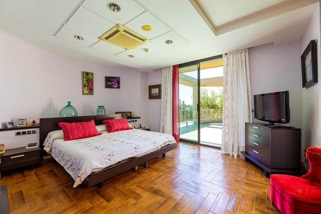 5 soveværelse Villa til salg i Es Garrovers, Marratxí med swimmingpool - € 1.295.000 (Ref: 8349074)