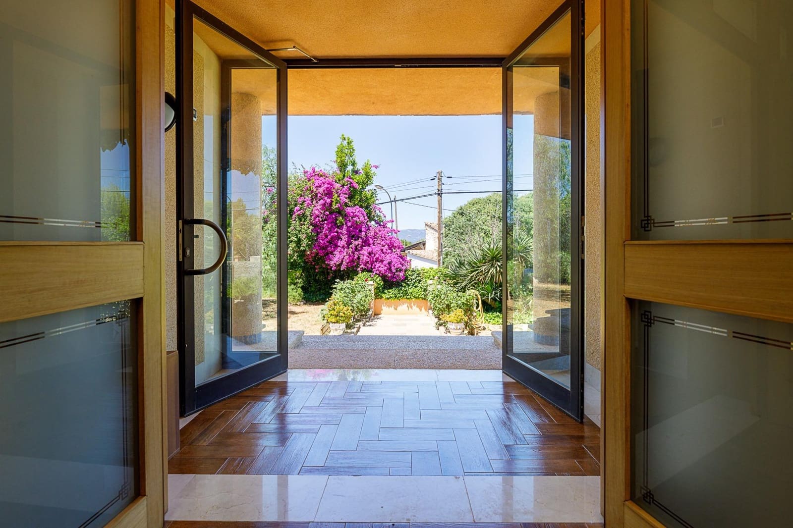 5 soveværelse Villa til salg i Es Garrovers med swimmingpool - € 1.295.000 (Ref: 8349074)