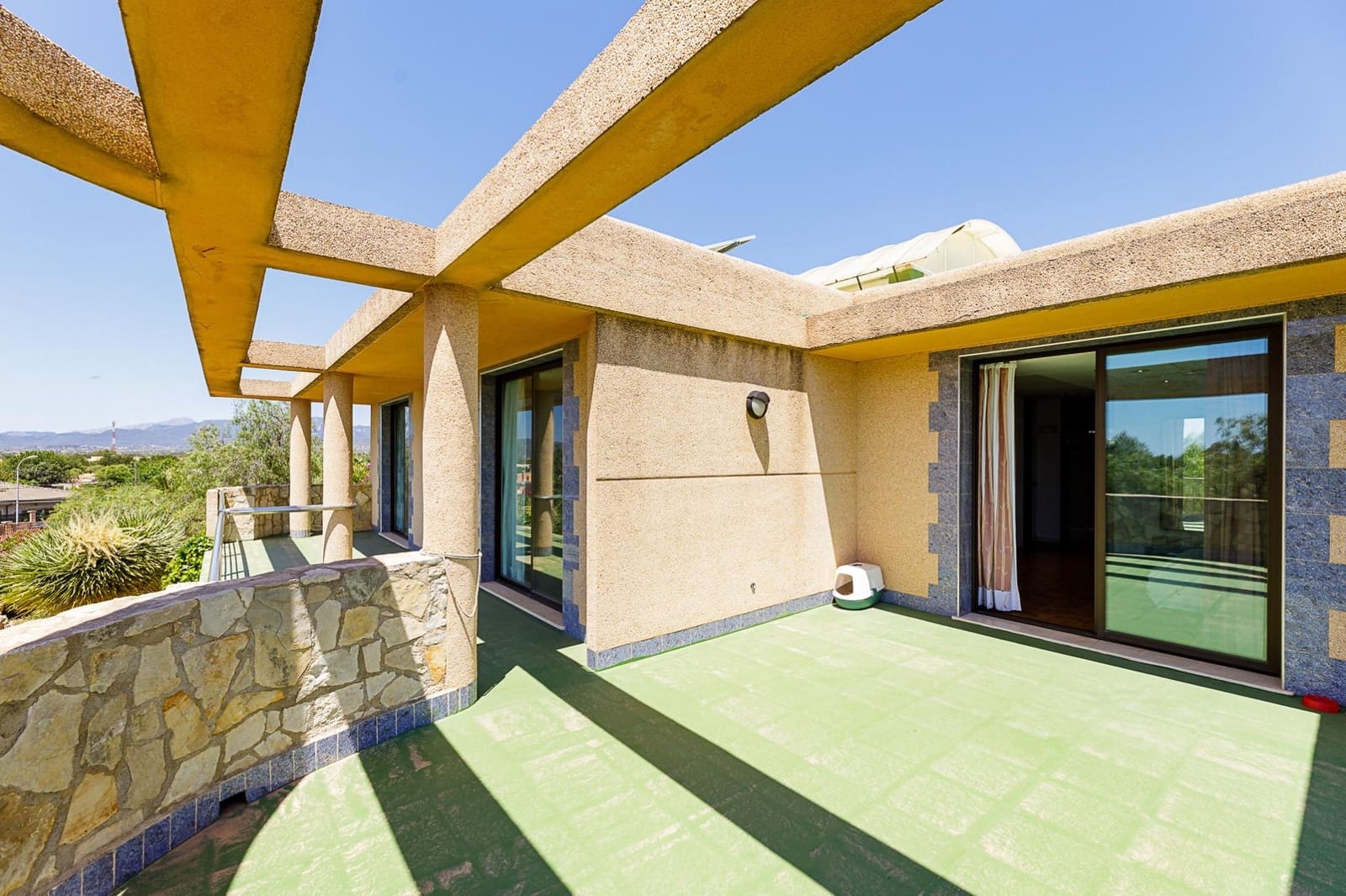 5 soveværelse Villa til salg i Es Garrovers med swimmingpool - € 1.295.000 (Ref: 8349074)