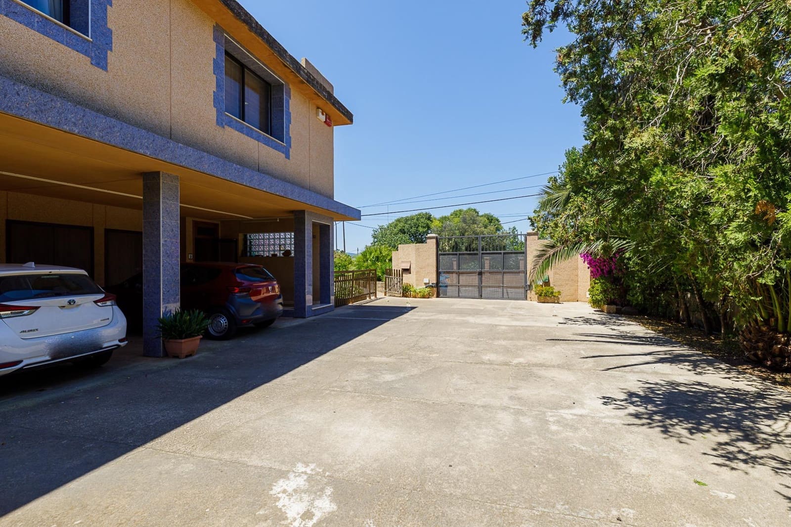 5 soveværelse Villa til salg i Es Garrovers med swimmingpool - € 1.295.000 (Ref: 8349074)