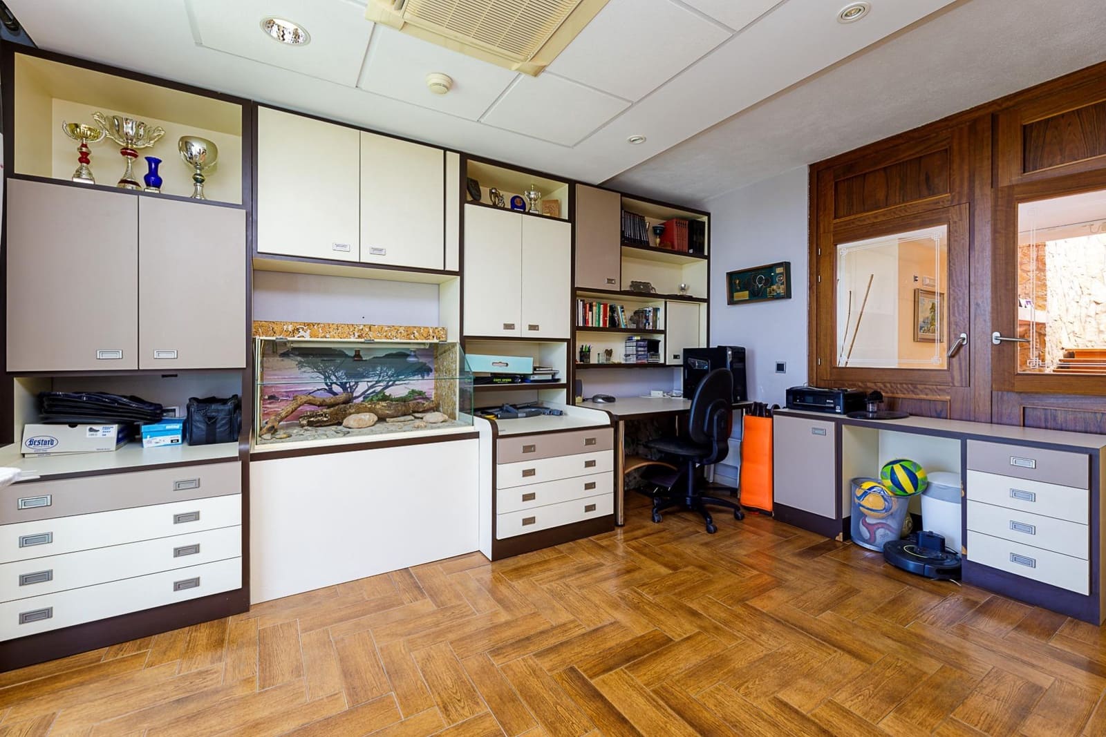 5 soveværelse Villa til salg i Es Garrovers med swimmingpool - € 1.295.000 (Ref: 8349074)