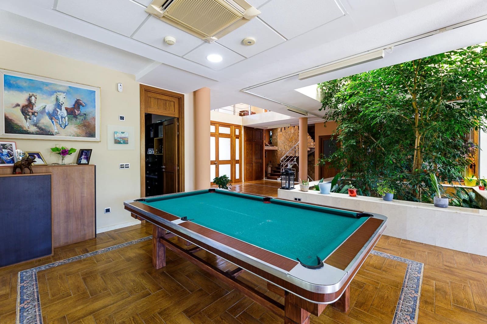 5 soveværelse Villa til salg i Es Garrovers med swimmingpool - € 1.295.000 (Ref: 8349074)