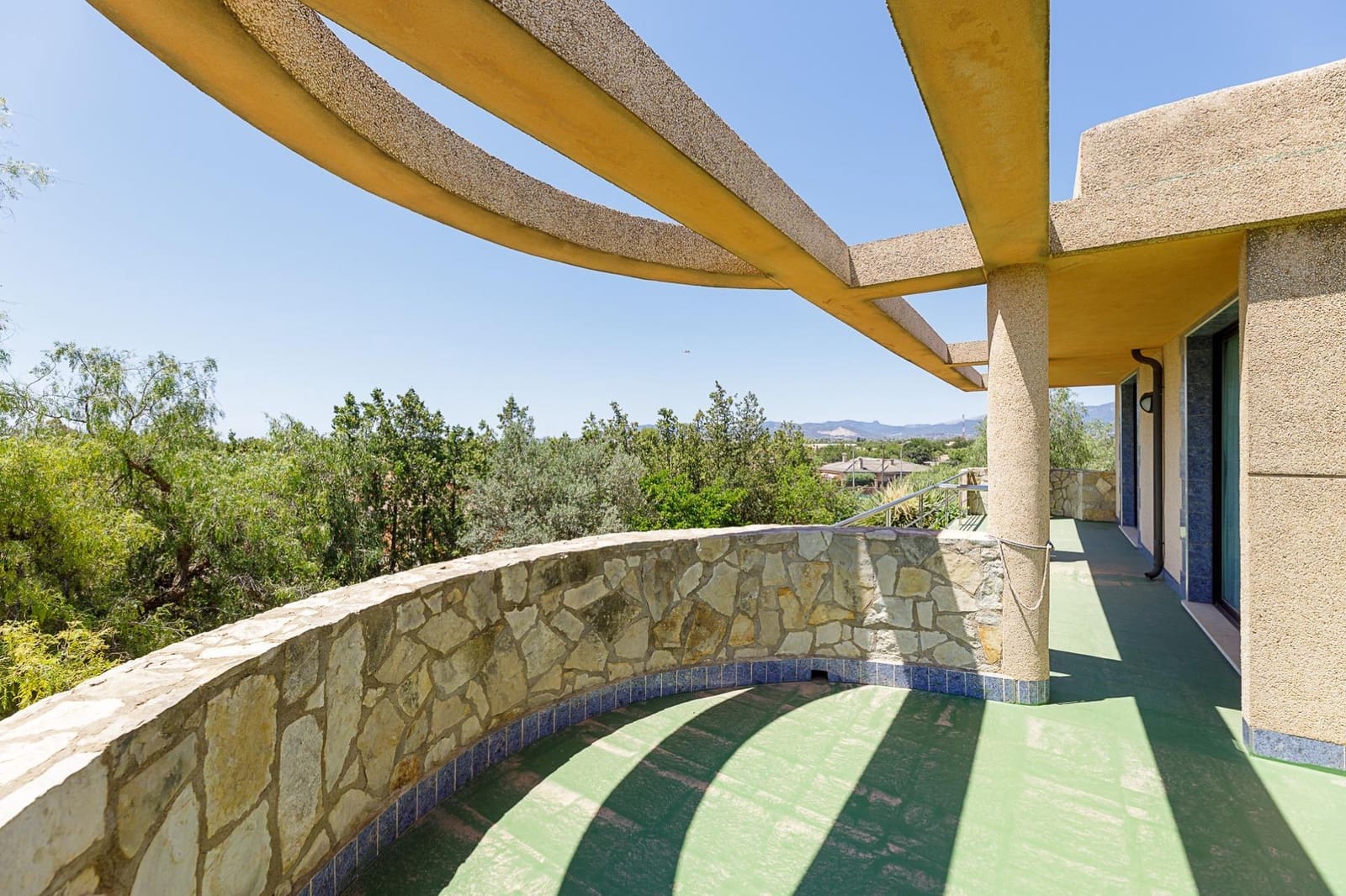 5 soveværelse Villa til salg i Es Garrovers med swimmingpool - € 1.295.000 (Ref: 8349074)