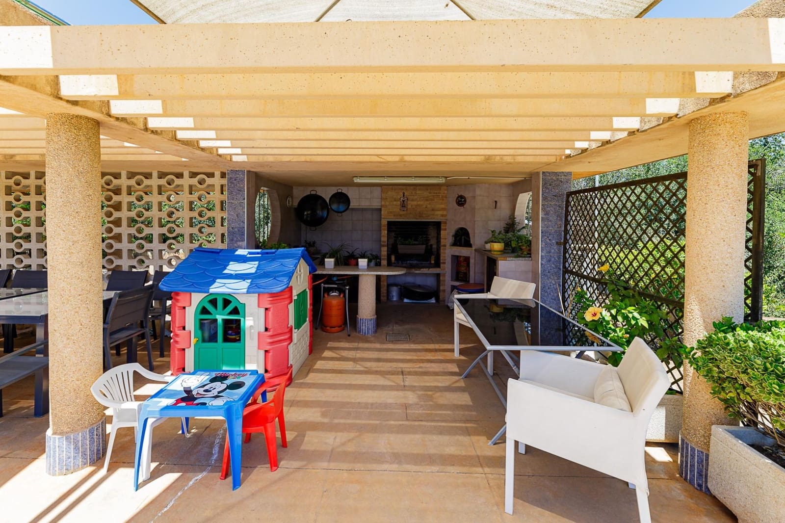 5 soveværelse Villa til salg i Es Garrovers med swimmingpool - € 1.295.000 (Ref: 8349074)