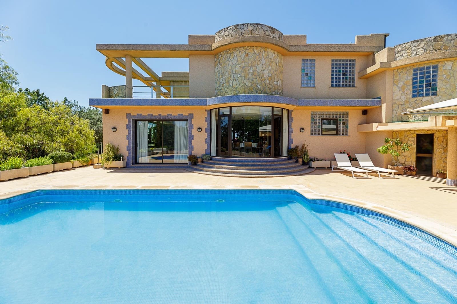 5 slaapkamer Villa te koop in Es Garrovers met zwembad - € 1.365.000 (Ref: 8349074)