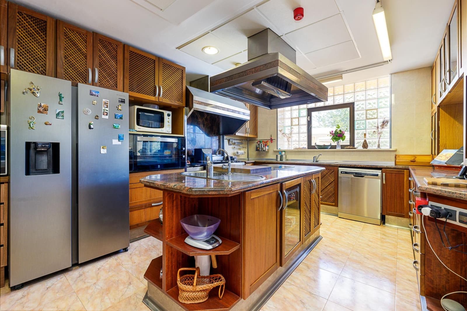 5 slaapkamer Villa te koop in Es Garrovers met zwembad - € 1.365.000 (Ref: 8349074)