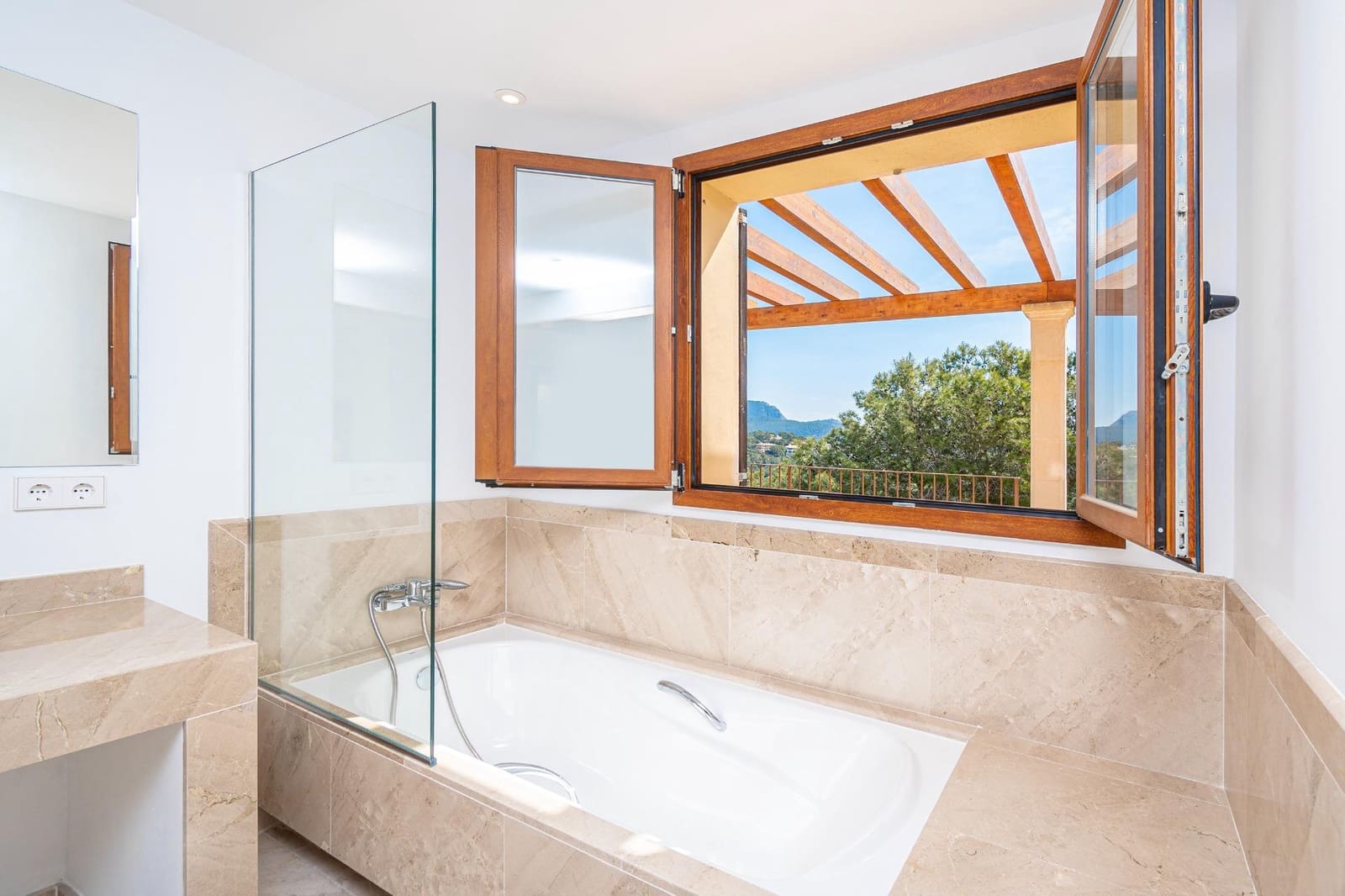 4 soverom Villa til salgs i Andratx med svømmebasseng - € 15 750 000 (Ref: 8463613)