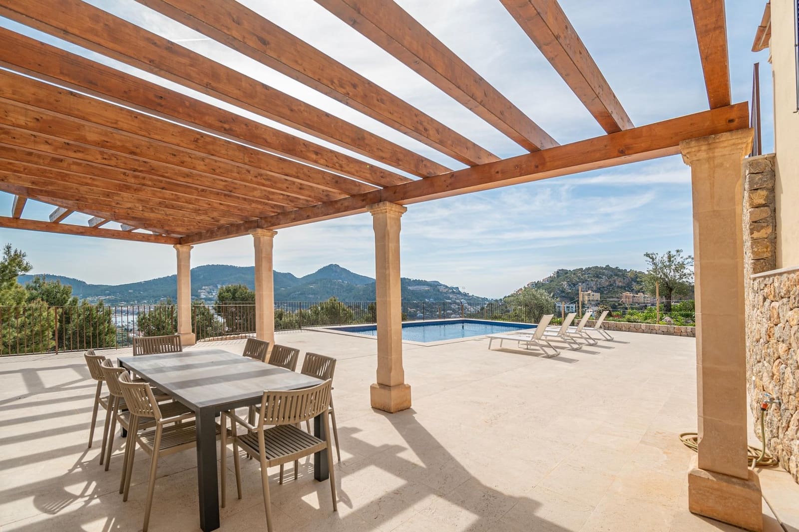 4 soverom Villa til salgs i Andratx med svømmebasseng - € 15 750 000 (Ref: 8463613)