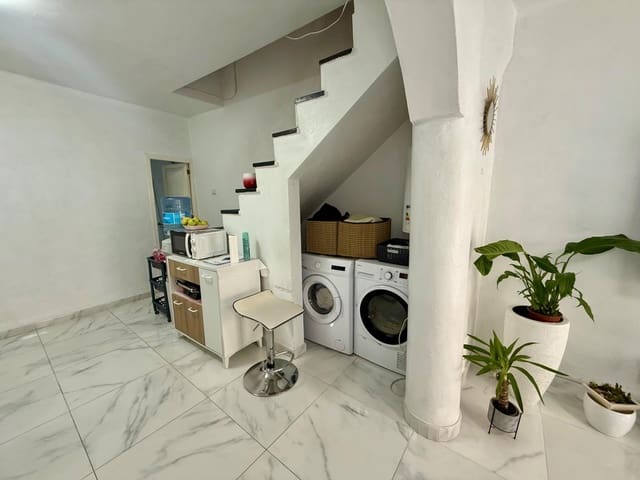 2 makuuhuone Kaupallinen myytävänä paikassa Manacor - 180 000 € (Ref: 8877757)