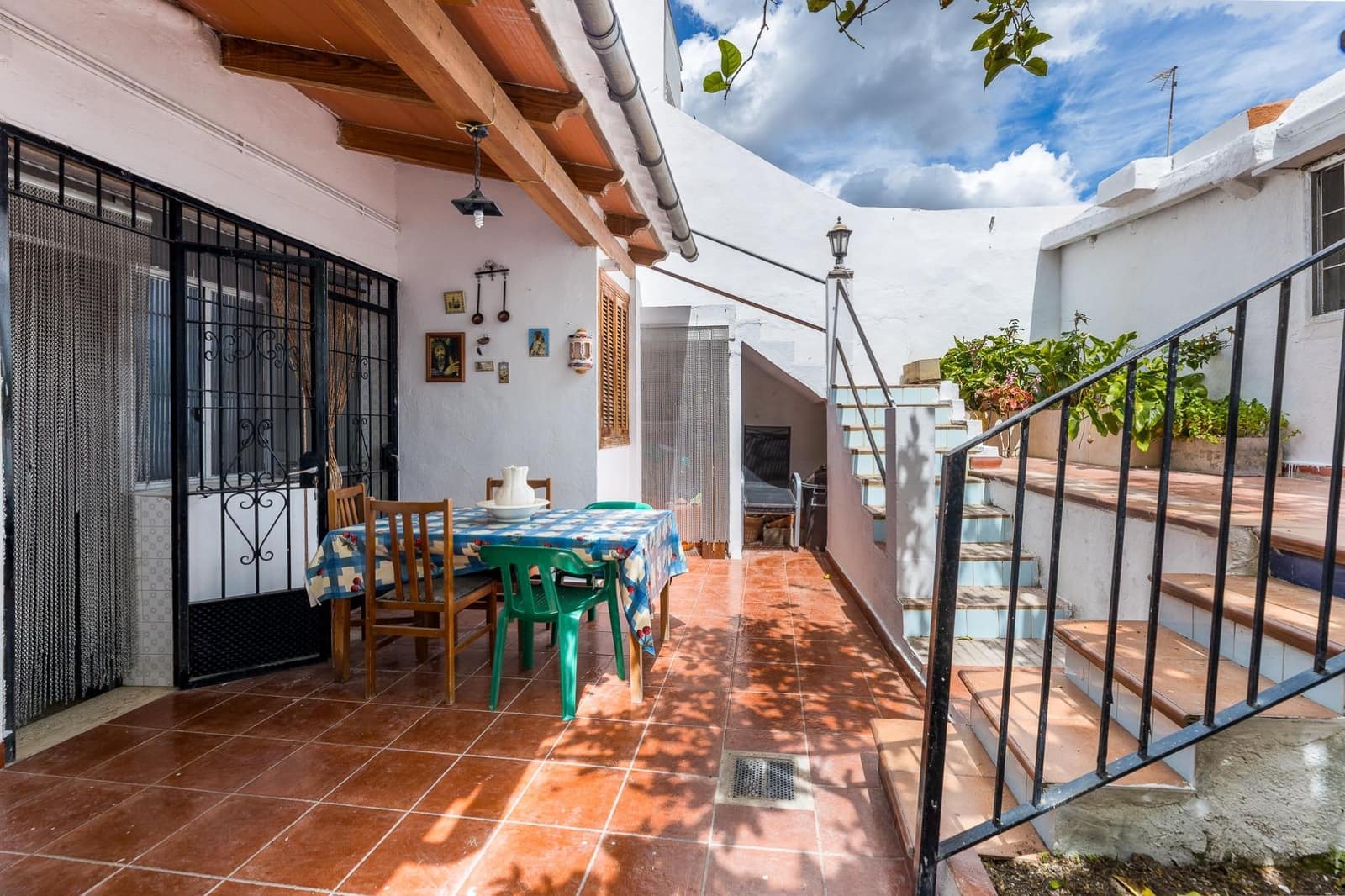 3 bedroom Villa for sale in Palma de Mallorca - € 536,000 (Ref: 8970588)