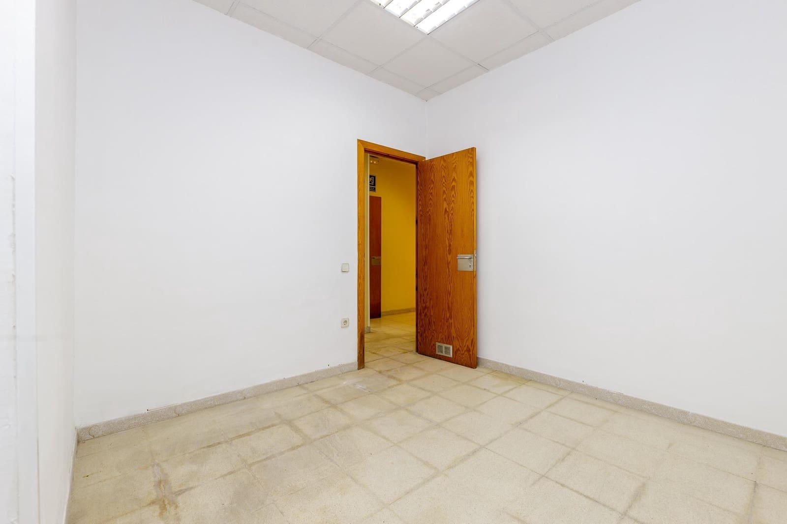 Comercial para venda em Palma de Mallorca - 550 000 € (Ref: 9062585)