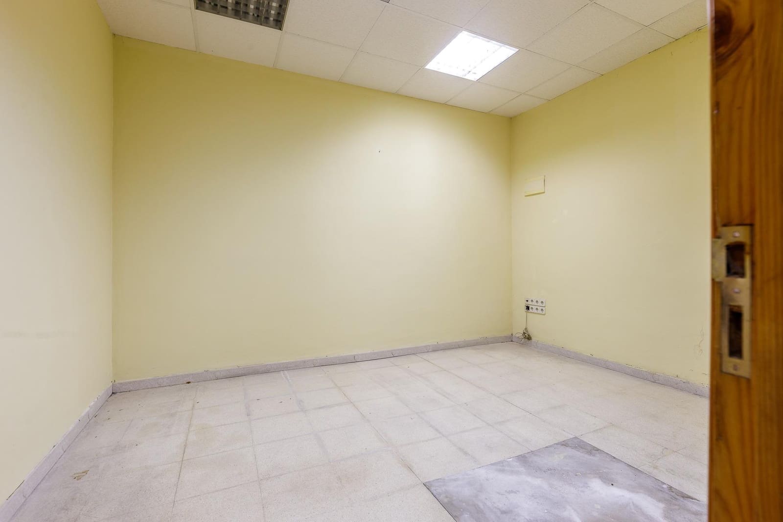 Comercial para venda em Palma de Mallorca - 550 000 € (Ref: 9062585)
