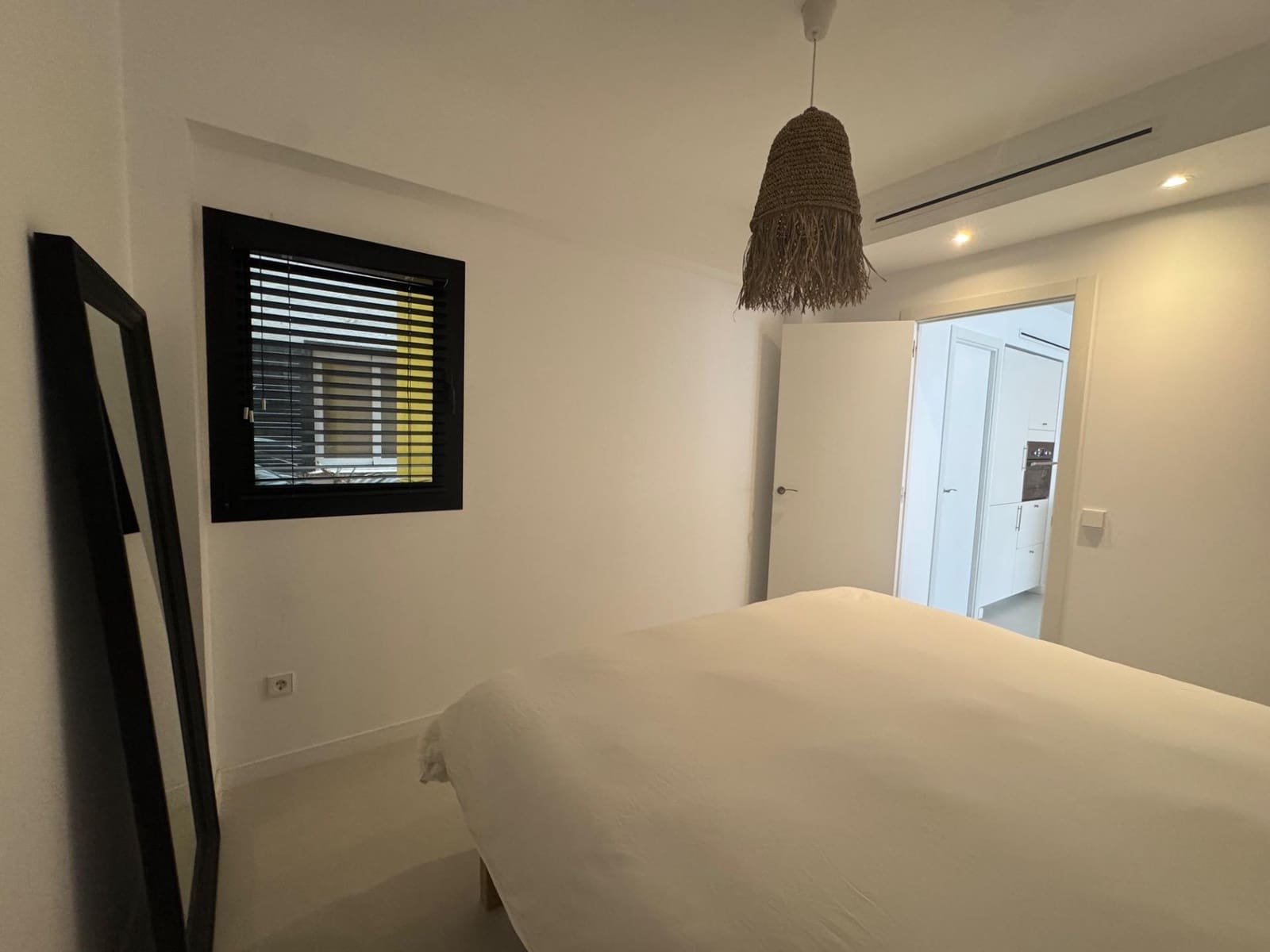 2 bedroom Flat for sale in Palma de Mallorca - € 399,000 (Ref: 9116292)