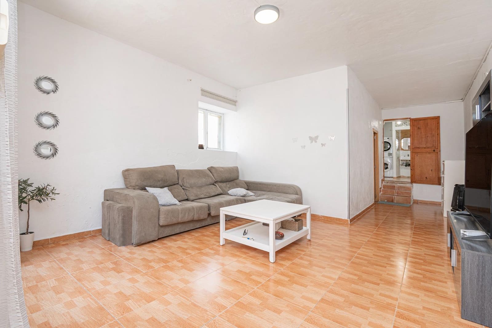 1 bedroom Commercial for sale in Inca - € 145,000 (Ref: 9181208)