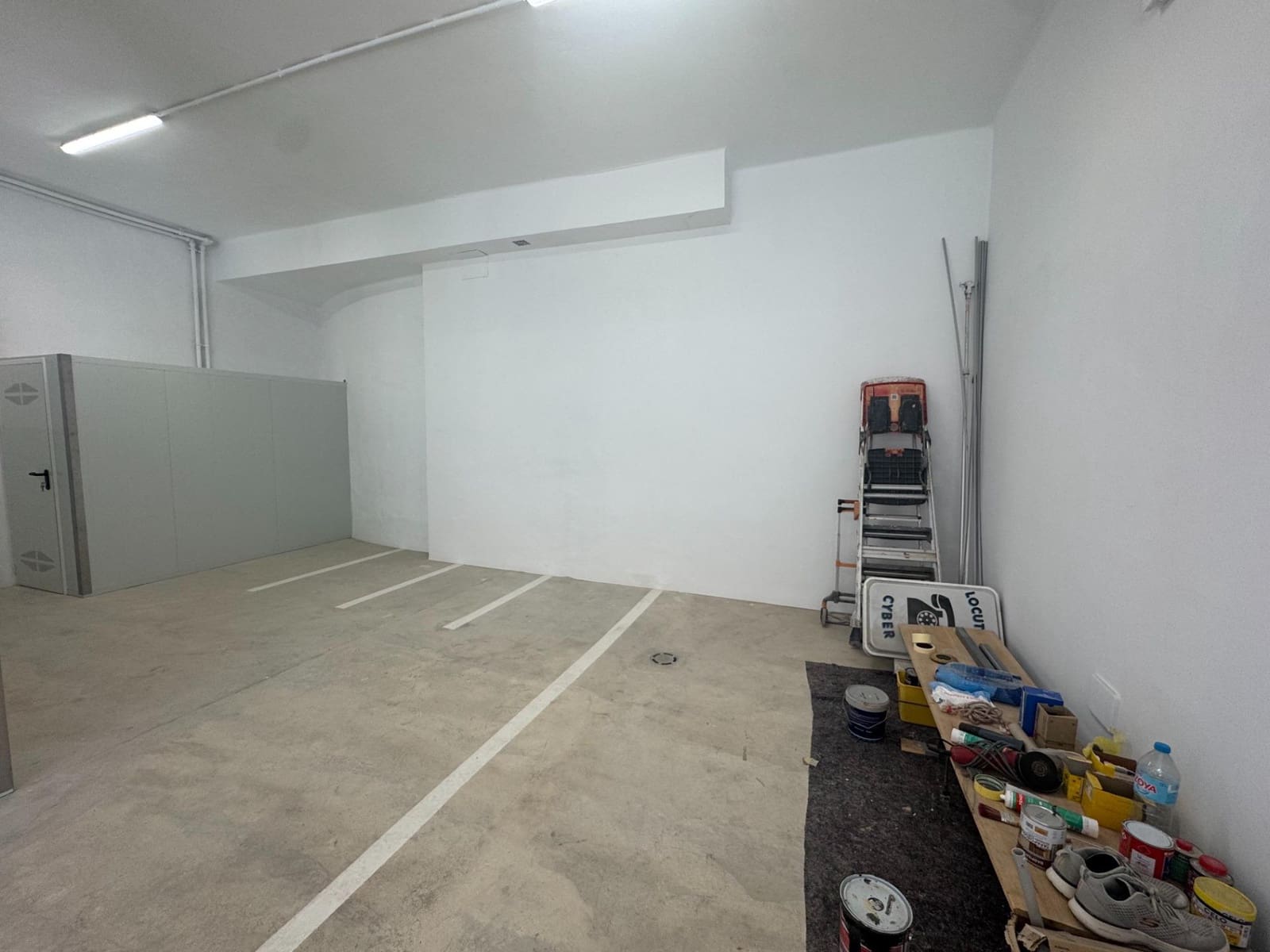 Erhverv til salg i Palma de Mallorca med garage - € 279.900 (Ref: 9208485)