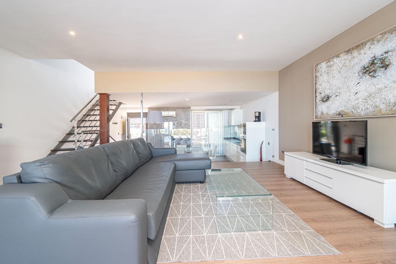 2 slaapkamer Rijtjeshuis te koop in Cala Ratjada met zwembad garage - € 1.250.000 (Ref: 9311091)