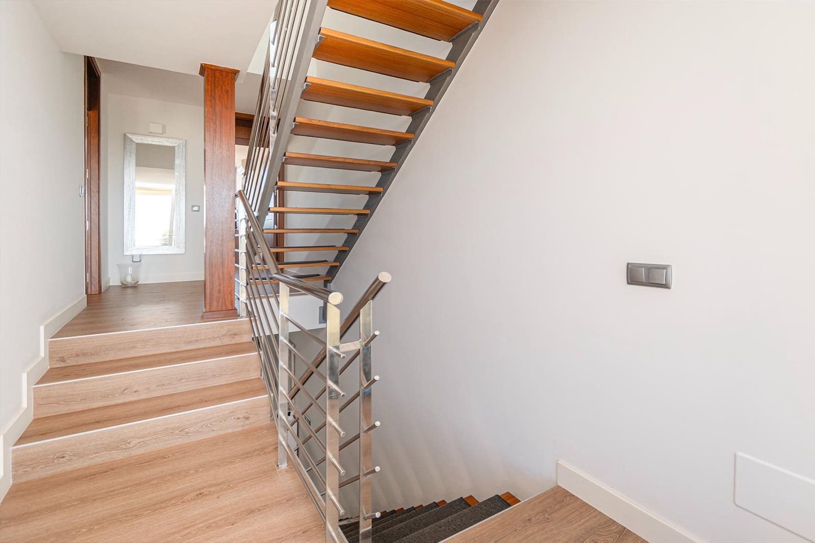 2 slaapkamer Rijtjeshuis te koop in Cala Ratjada met zwembad garage - € 1.250.000 (Ref: 9311091)