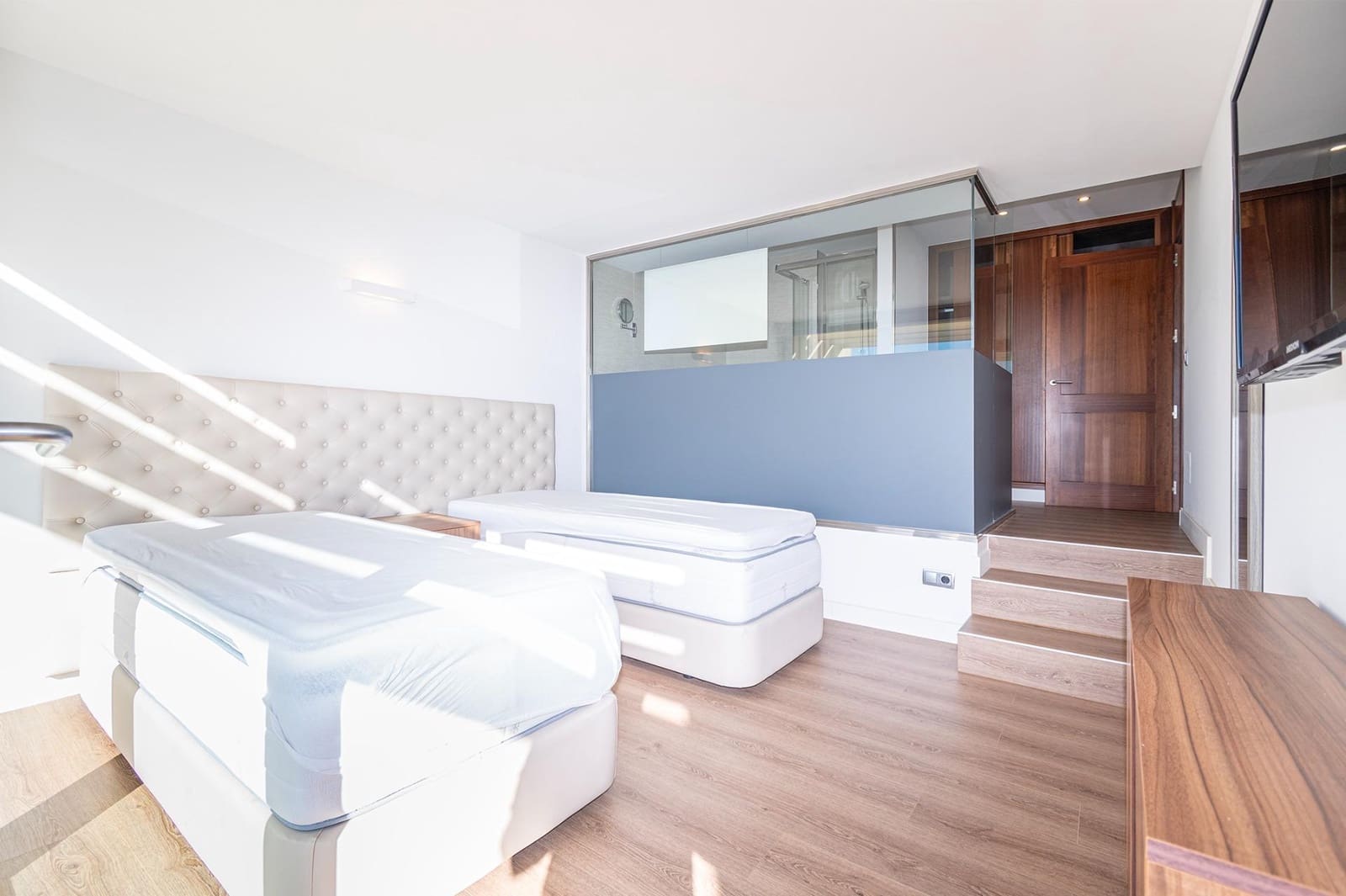 2 slaapkamer Rijtjeshuis te koop in Cala Ratjada met zwembad garage - € 1.250.000 (Ref: 9311091)