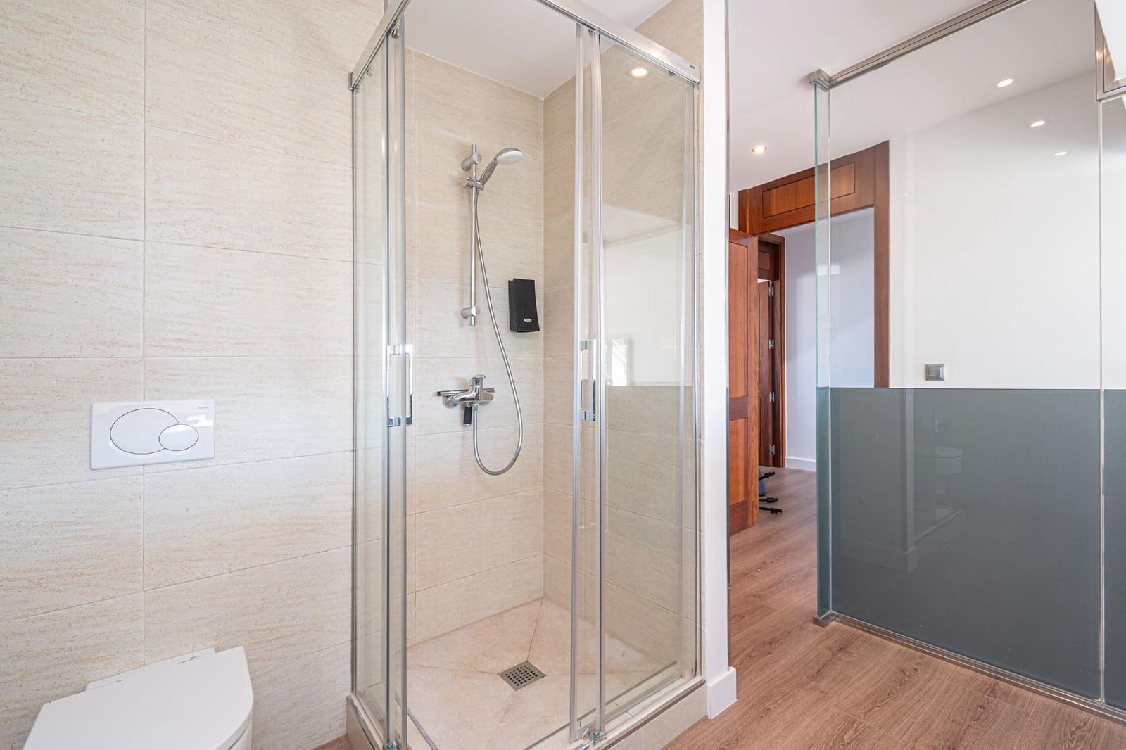 2 slaapkamer Rijtjeshuis te koop in Cala Ratjada met zwembad garage - € 1.250.000 (Ref: 9311091)