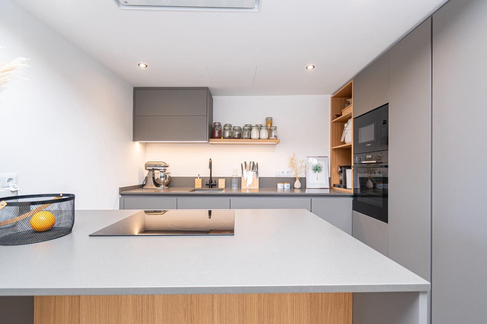 3 bedroom Flat for sale in Palma de Mallorca with pool garage - € 699,000 (Ref: 9357159)