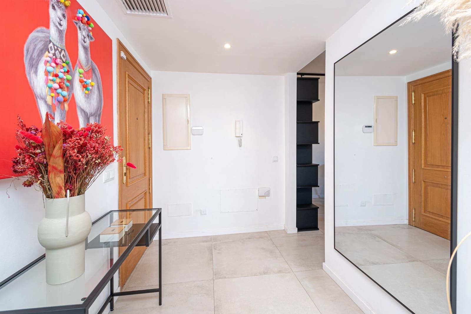 3 bedroom Flat for sale in Palma de Mallorca with pool garage - € 699,000 (Ref: 9357159)