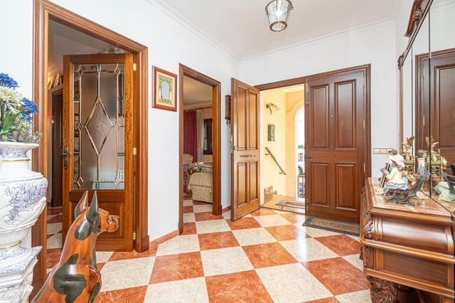 5 soveværelse Byhus til salg i Santanyí med garage - € 2.300.000 (Ref: 9374646)