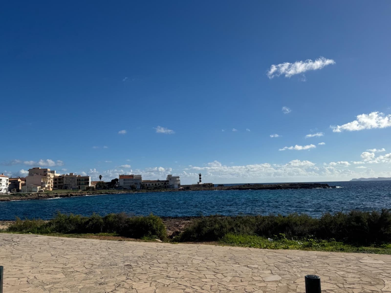 3 bedroom Flat for sale in Ses Salines with garage - € 625,000 (Ref: 9391983)