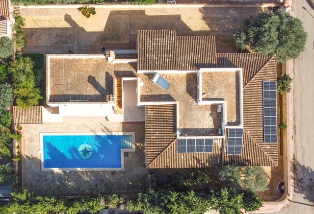 5 sovrum Villa till salu i Portocolom, Felanitx med pool garage - 2 000 000 € (Ref: 9398689)