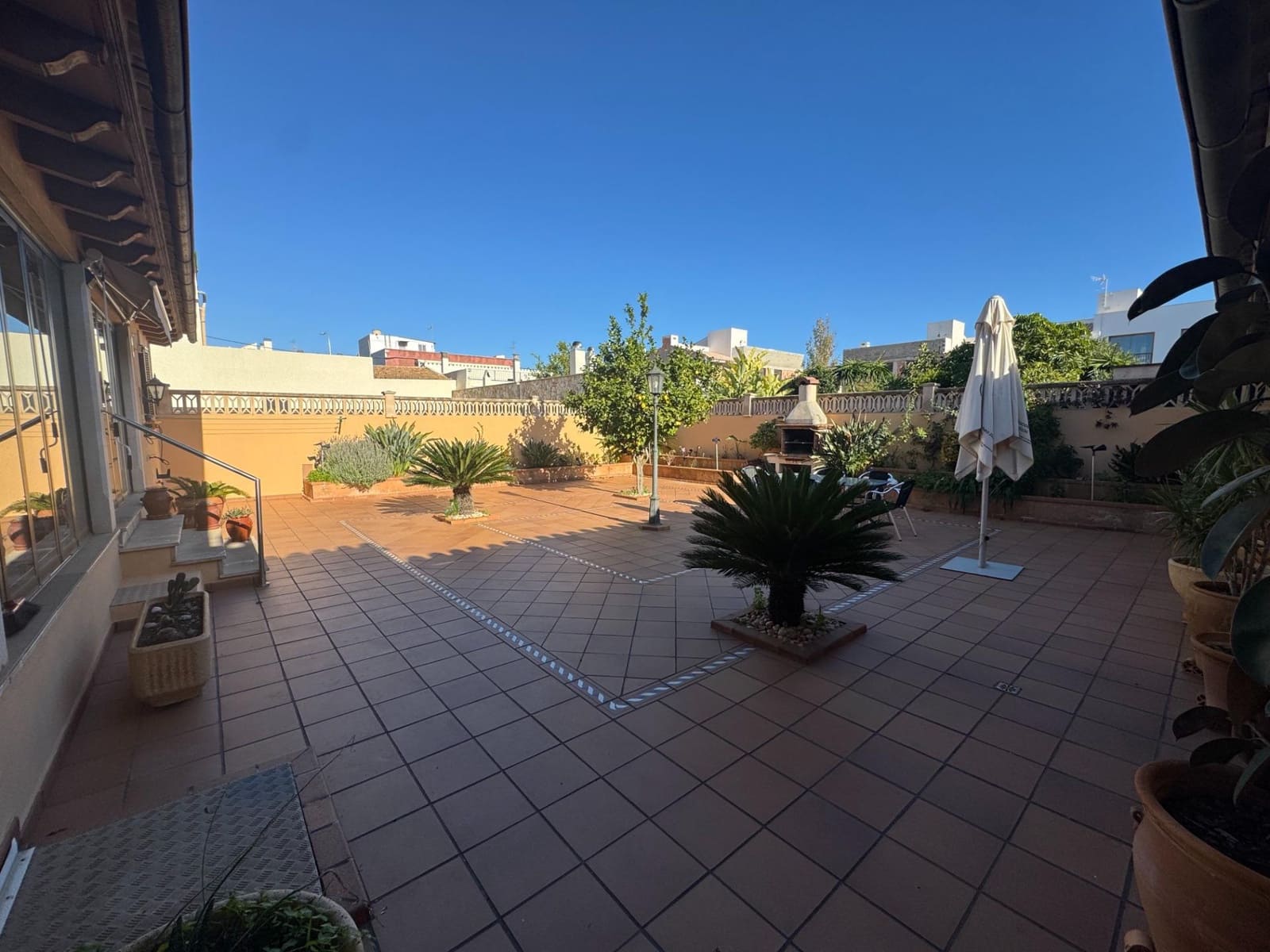 3 soveværelse Villa til salg i Palma de Mallorca med garage - € 980.000 (Ref: 9424432)