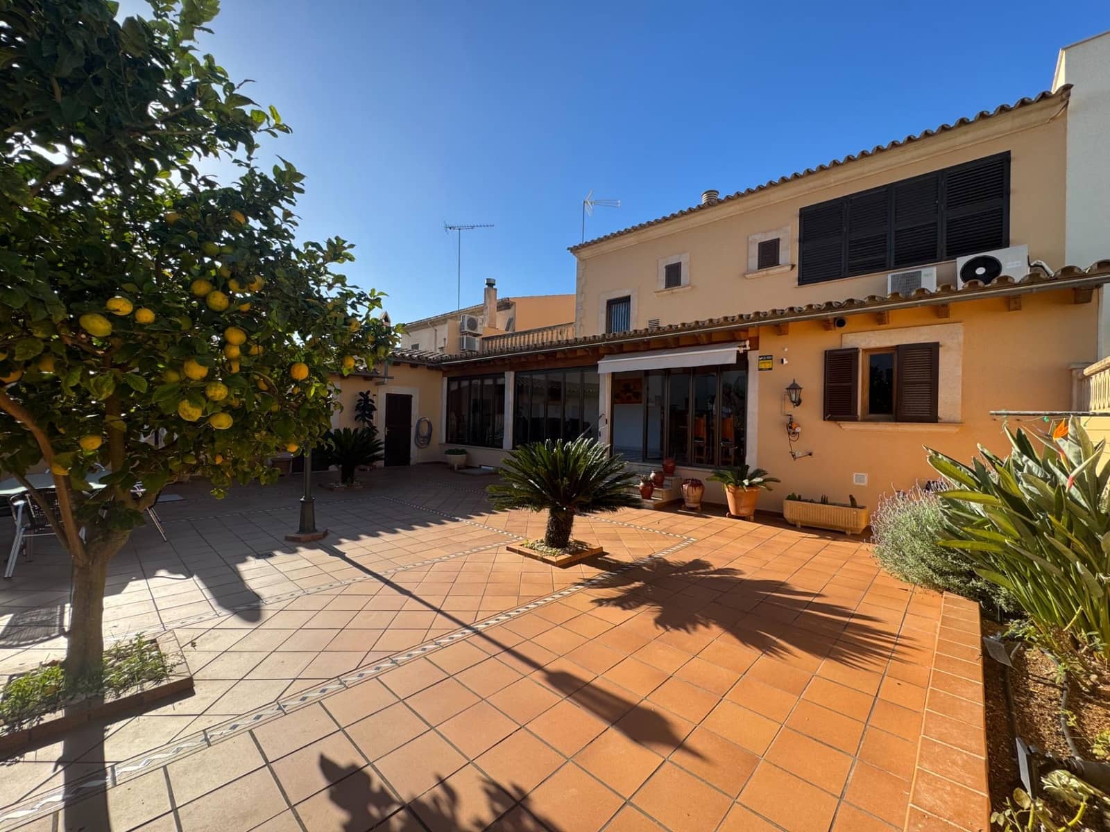 3 soveværelse Villa til salg i Palma de Mallorca med garage - € 980.000 (Ref: 9424432)