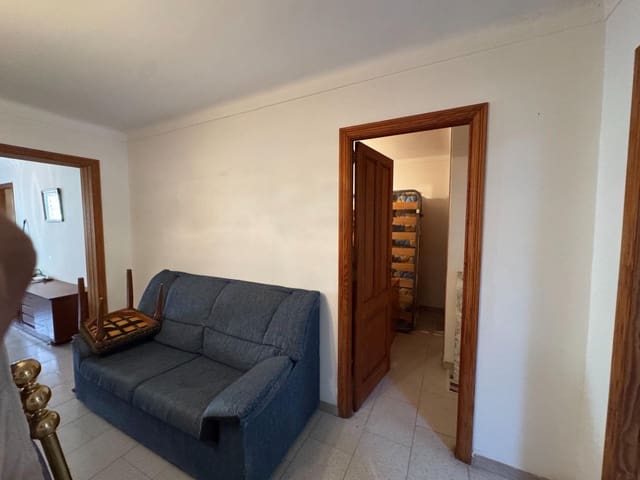 3 soveværelse Byhus til salg i Sant Joan med garage - € 450.000 (Ref: 9425778)