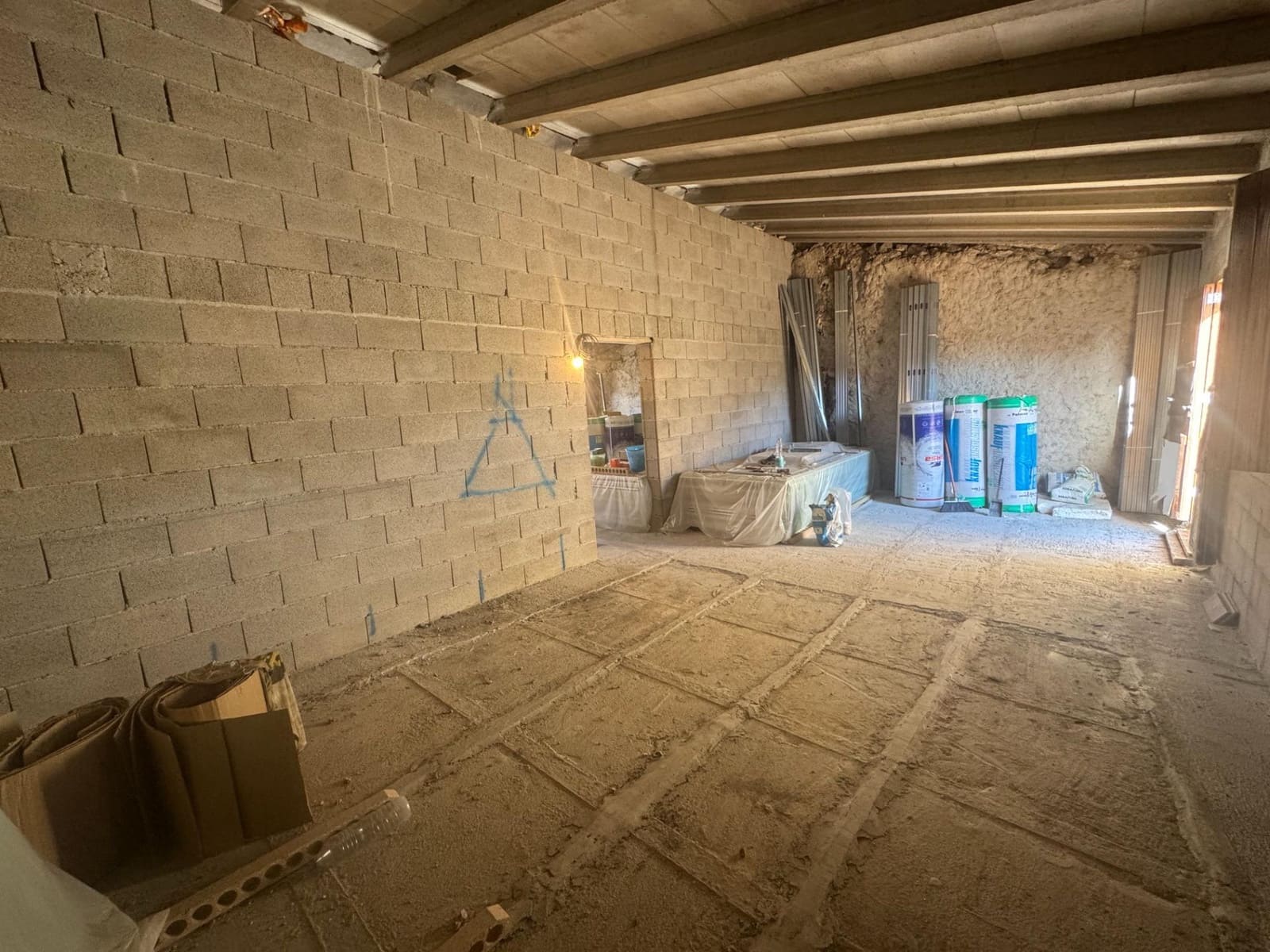 3 bedroom Townhouse for sale in Sant Joan with garage - € 450,000 (Ref: 9425778)