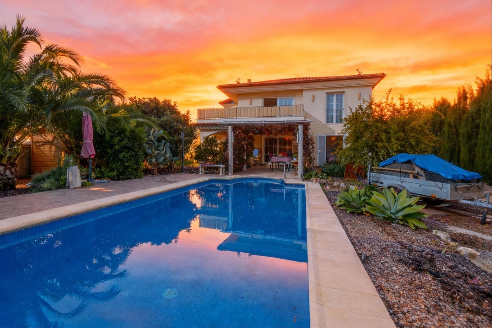 6 soveværelse Villa til salg i Sa Coma med swimmingpool - € 1.150.000 (Ref: 9440256)