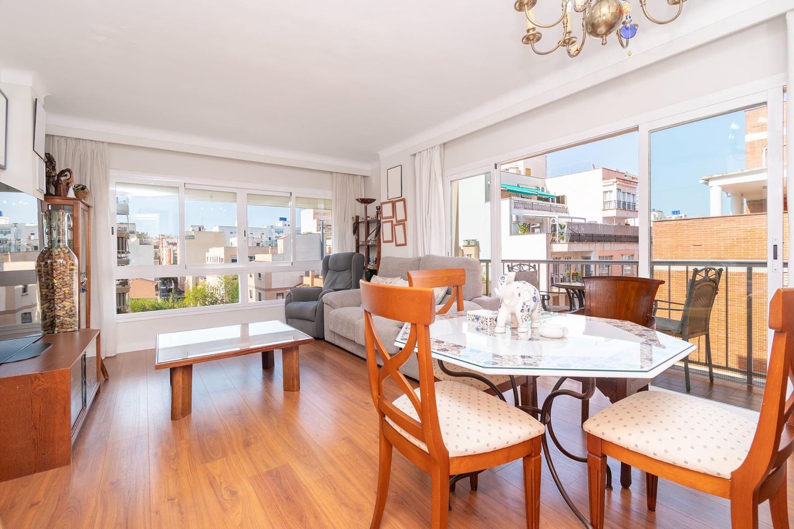 4 Zimmer Wohnung zu verkaufen in Palma de Mallorca mit Garage - 460.000 € (Ref: 9449061)