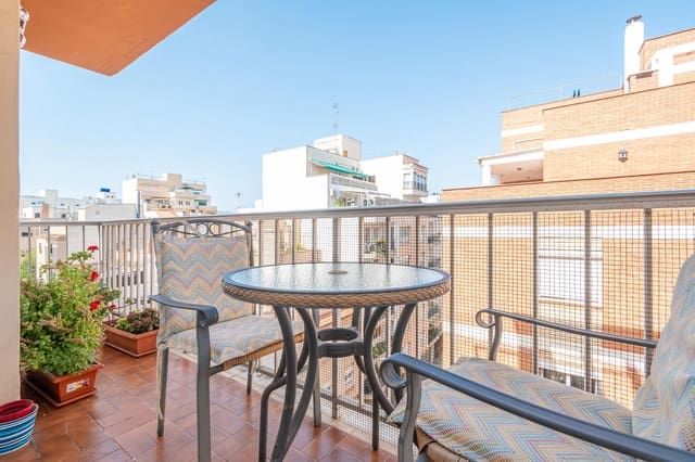 4 Zimmer Wohnung zu verkaufen in Palma de Mallorca mit Garage - 460.000 € (Ref: 9449061)