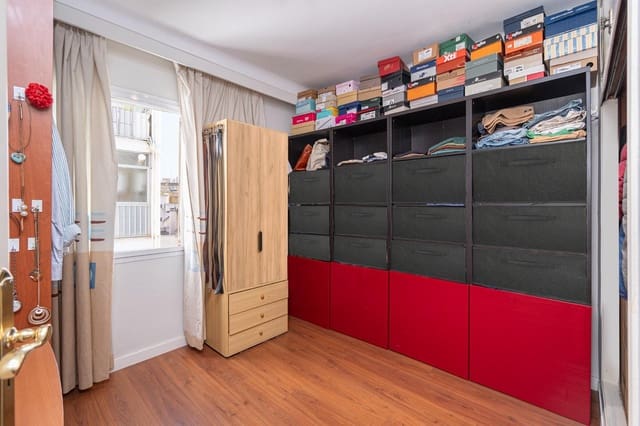 4 Zimmer Wohnung zu verkaufen in Palma de Mallorca mit Garage - 460.000 € (Ref: 9449061)