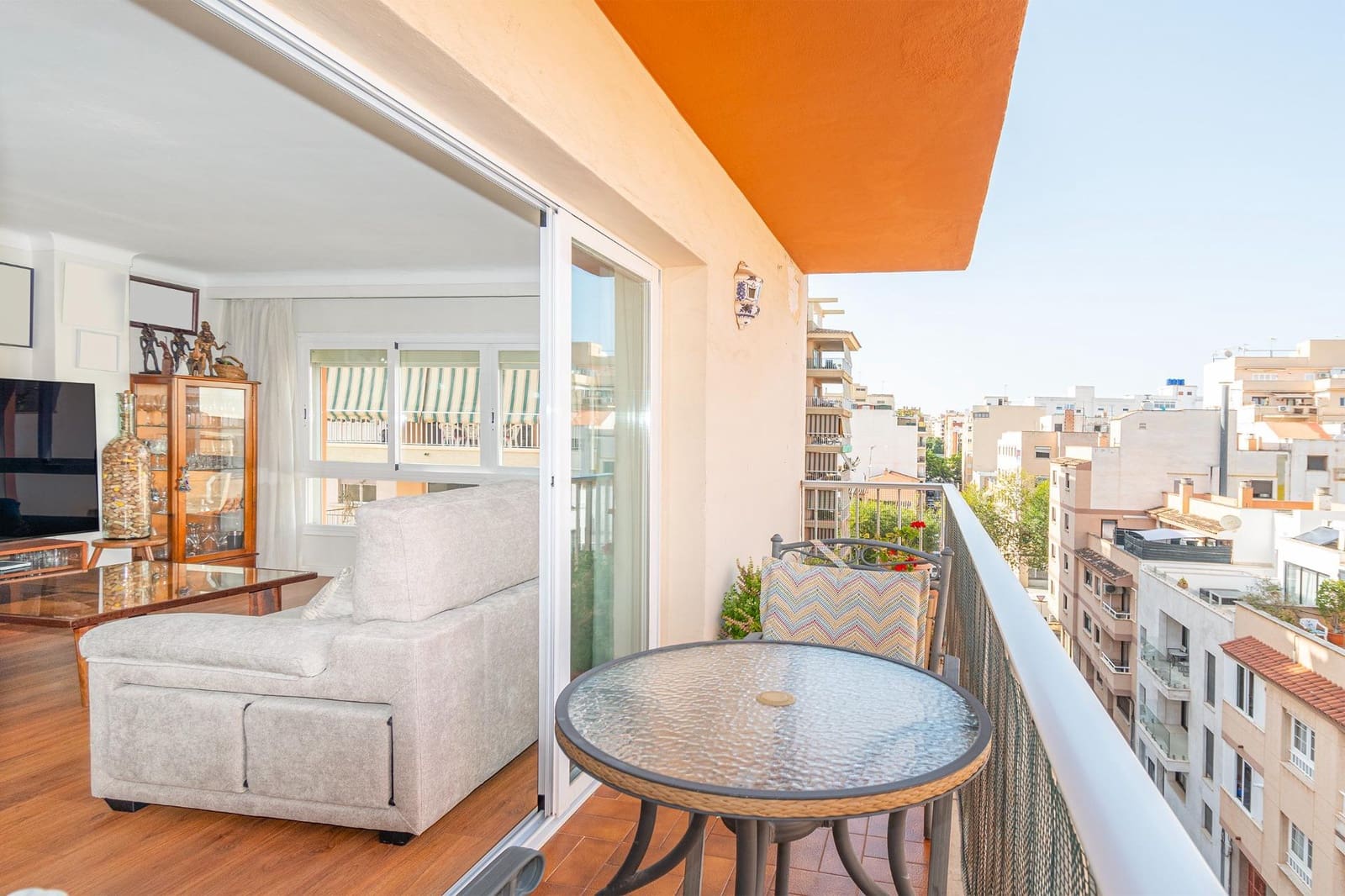 4 Zimmer Wohnung zu verkaufen in Palma de Mallorca mit Garage - 460.000 € (Ref: 9449061)