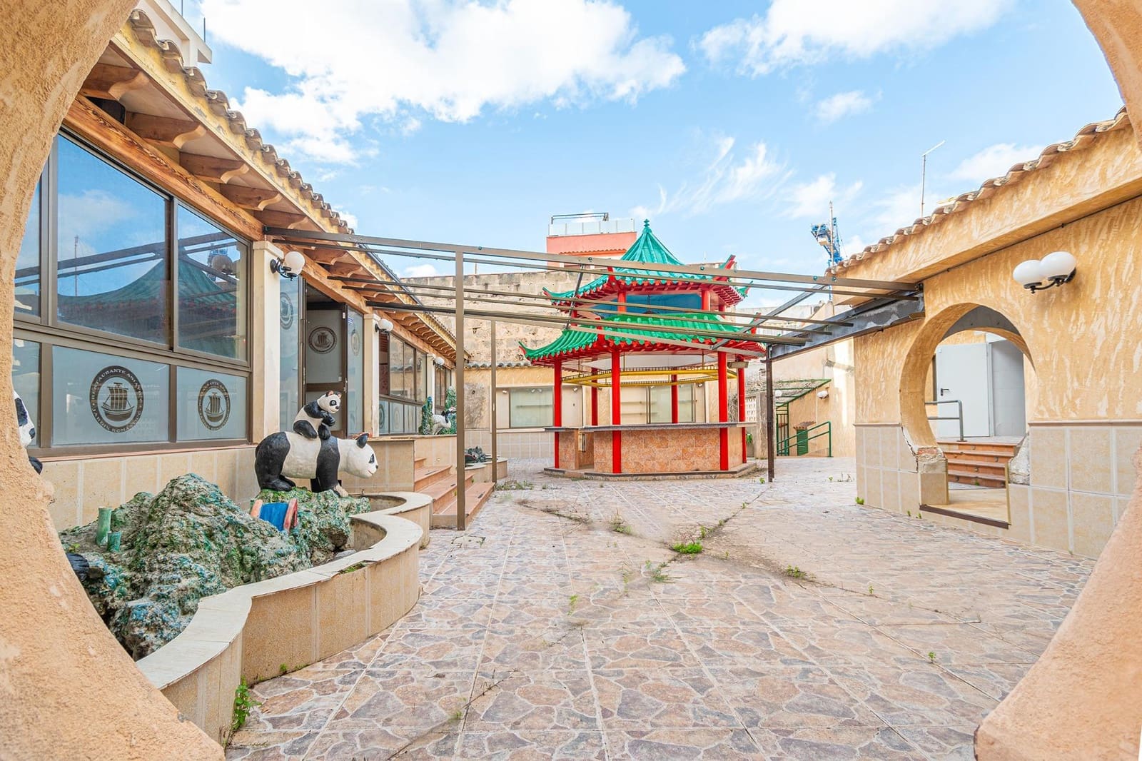 Gewerbe zu vermieten in Puerto de Andratx - 2.000 € (Ref: 9462527)