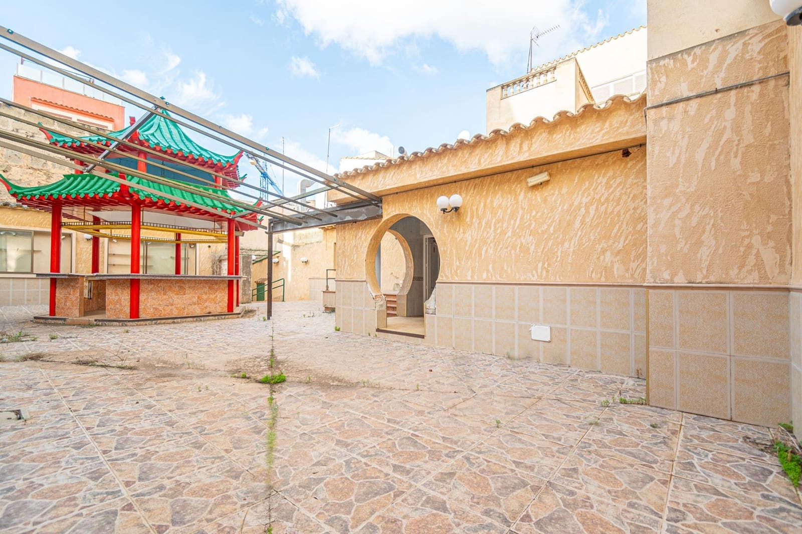 Gewerbe zu vermieten in Puerto de Andratx - 2.000 € (Ref: 9462527)