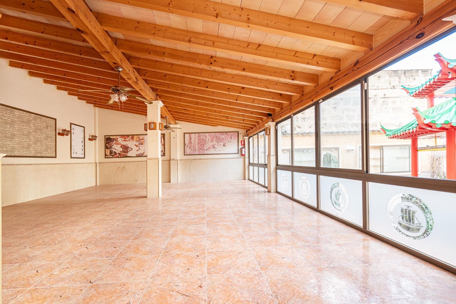 Gewerbe zu vermieten in Puerto de Andratx - 2.000 € (Ref: 9462527)