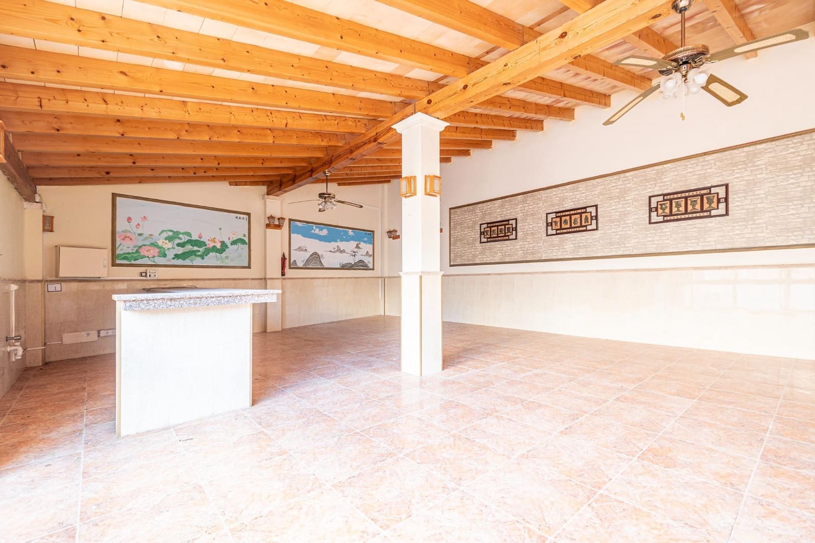 Gewerbe zu vermieten in Puerto de Andratx - 2.000 € (Ref: 9462527)