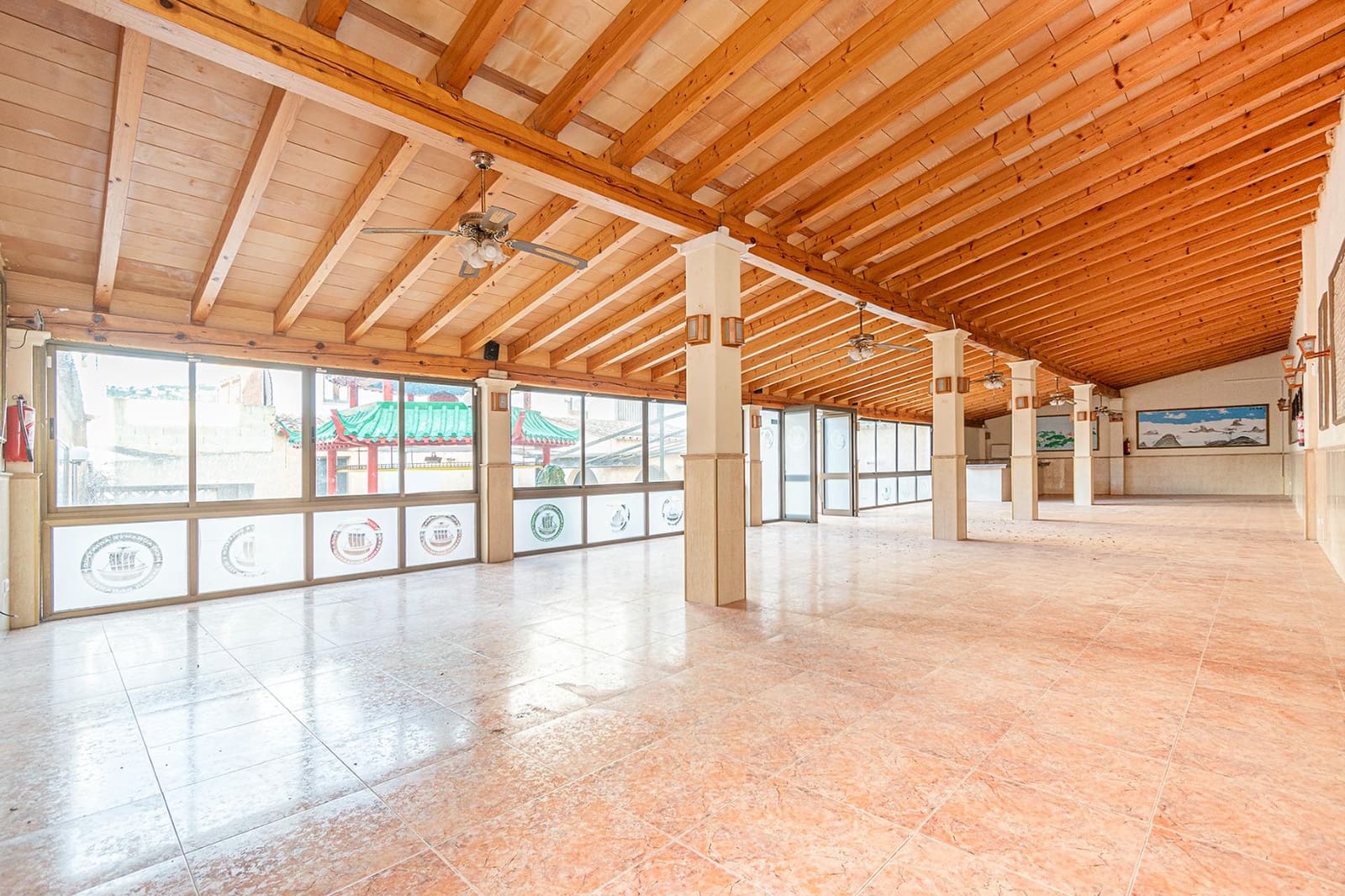 Gewerbe zu vermieten in Puerto de Andratx - 2.000 € (Ref: 9462527)