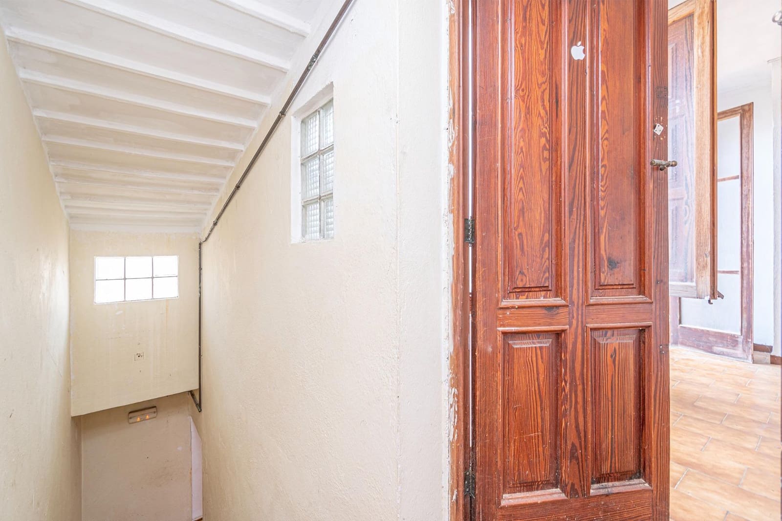 Gewerbe zu vermieten in Puerto de Andratx - 2.000 € (Ref: 9462527)