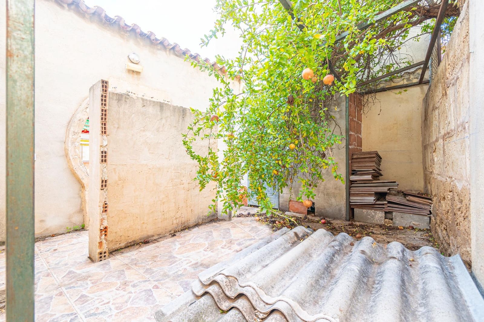 Gewerbe zu vermieten in Puerto de Andratx - 2.000 € (Ref: 9462527)