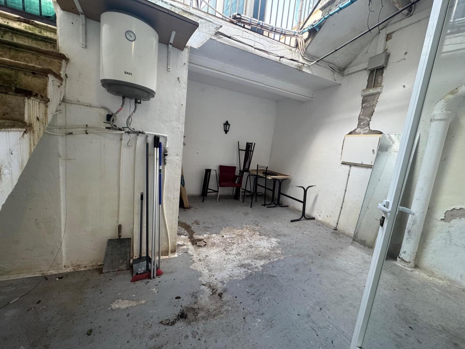 Kommersiell att hyra i Montuiri - 1 000 € (Ref: 9530845)