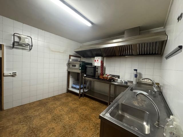 Kommersiell att hyra i Montuïri - 1 000 € (Ref: 9530845)